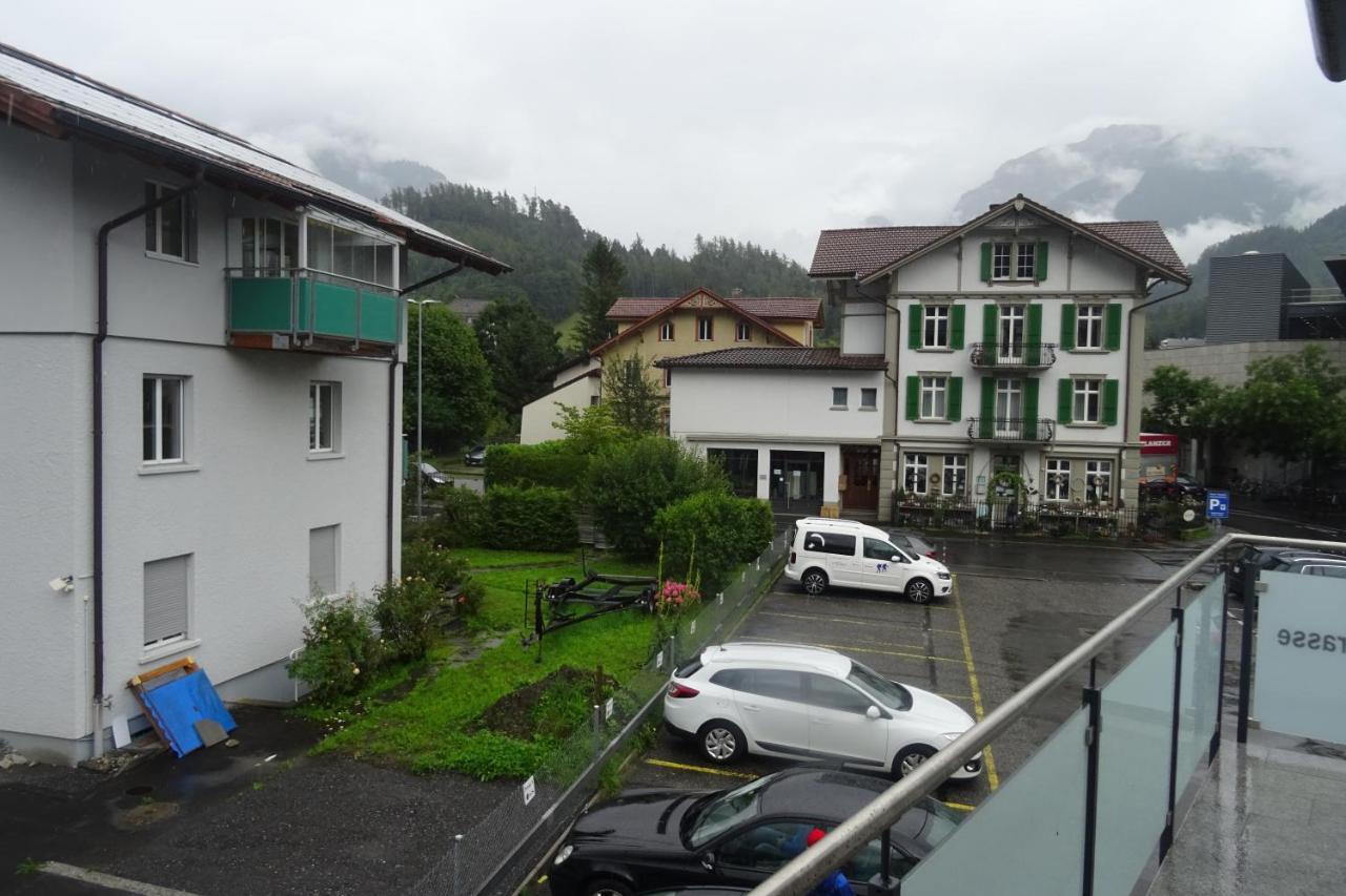 The Golf Apartments Interlaken Esterno foto